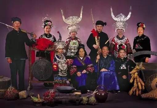 苗族古歌发源地是哪里,苗族文化有哪些古老的传统歌舞