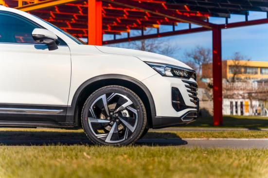 适合刚毕业的suv车型,刚毕业的学生适合买什么车suv