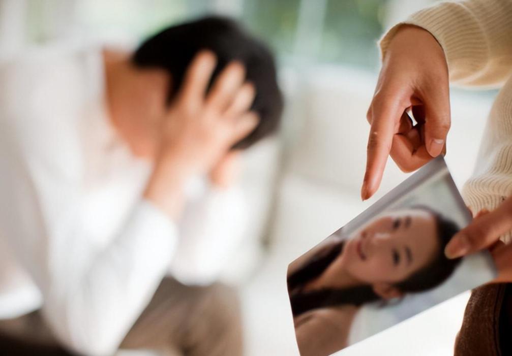 江苏发生一起恶性案件视频,男医生下药杀妻案事实