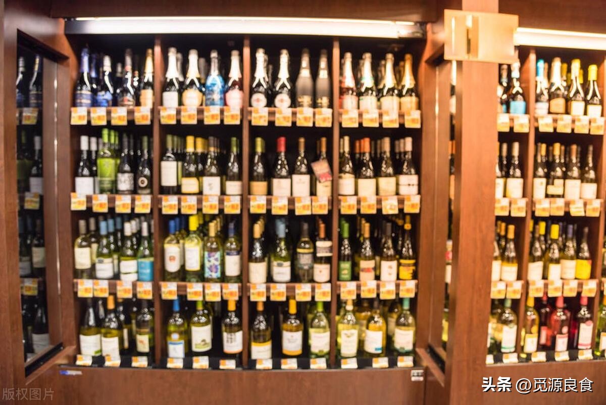 葡萄酒与红酒有什么区别吗,葡萄酒和红酒有哪些区别