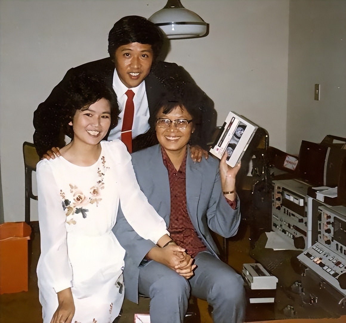 邢质斌离职与罗京死亡有联系吗,邢质斌和罗京一起主持多少年节目