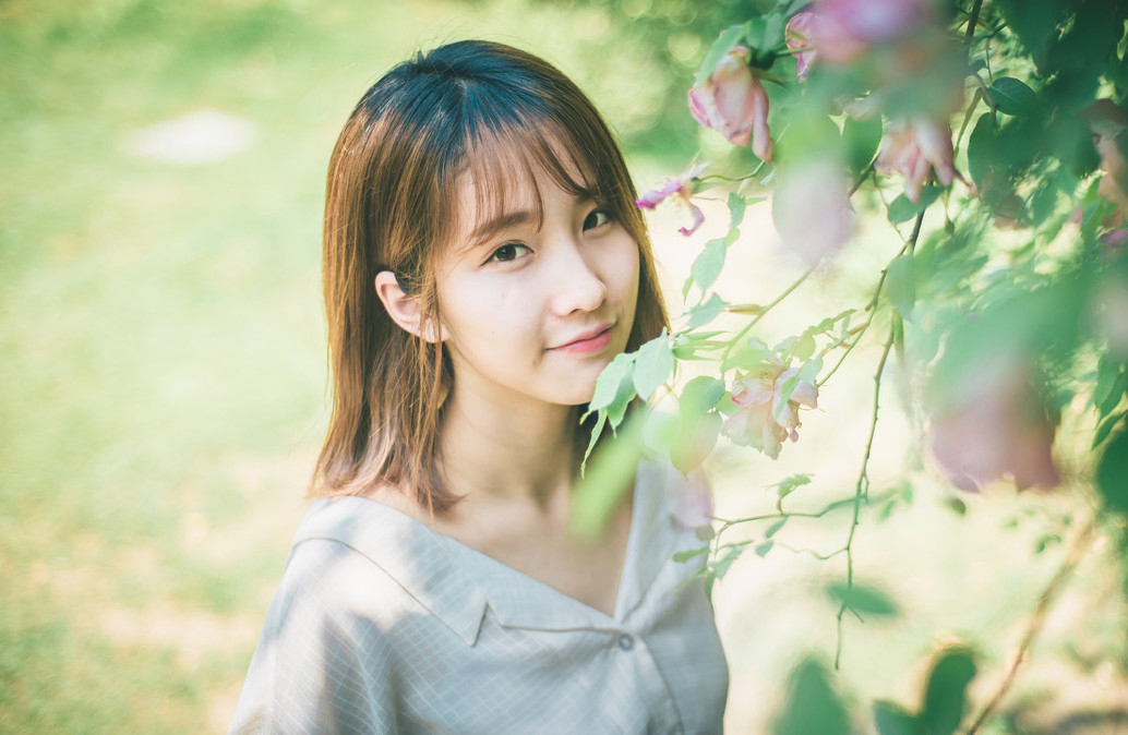 已婚男人哪些行为是暧昧的喜欢你,暧昧男女之间都有哪些行为表现