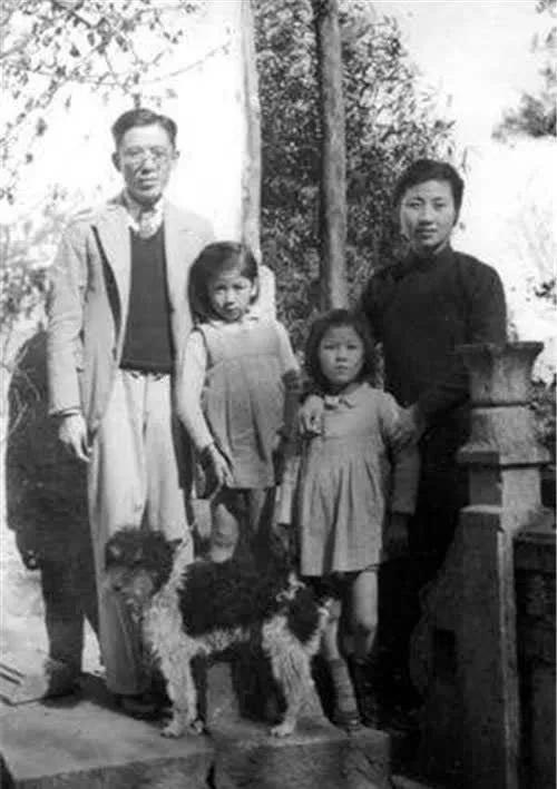 清华教授周培源定情一张照片，每天必说“我爱你”61年只爱一个人