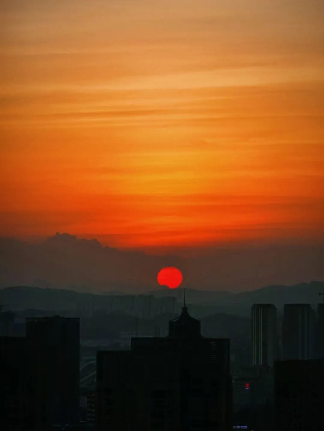 回到小县城朝九晚五,回归朝九晚五的生活