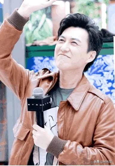 纵有疾风起人生不言弃靳东同款,纵有疾风起靳东的感触