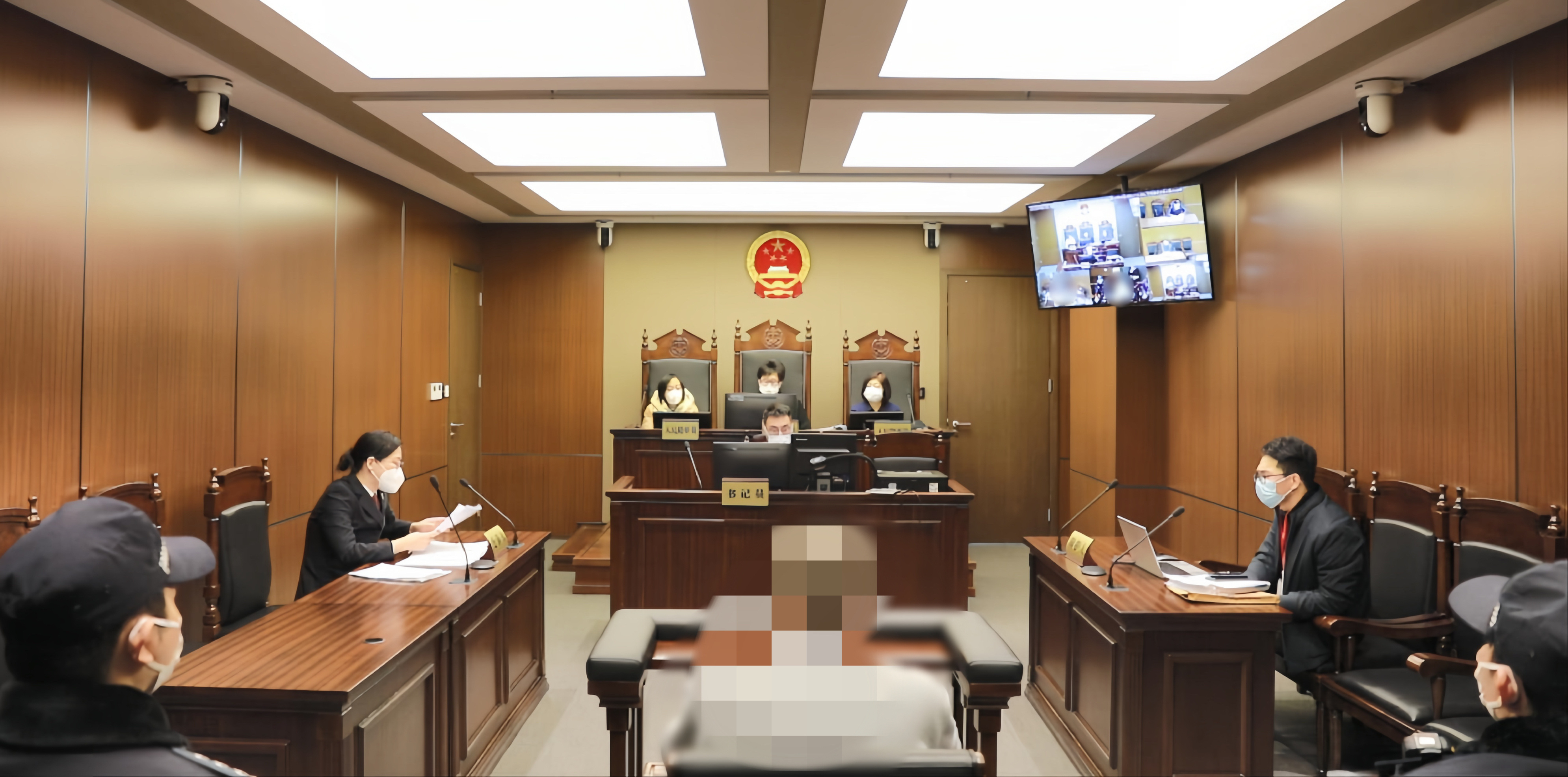 玲娜贝儿直播间卖货,直播间的玲娜贝儿真的假的