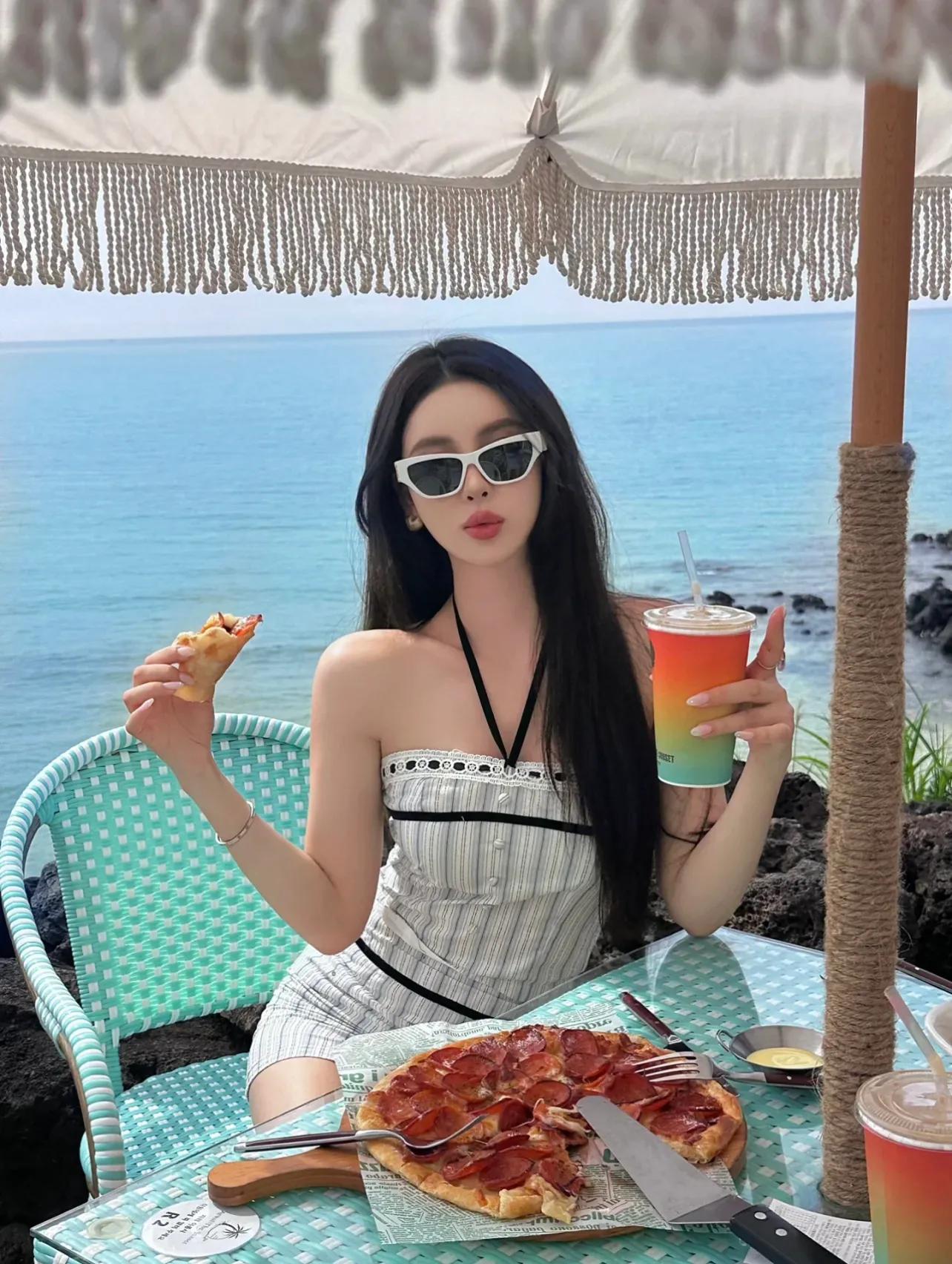 30天赚180万，头条“巴菲特”每天美女环绕住别墅开豪车咋做到的