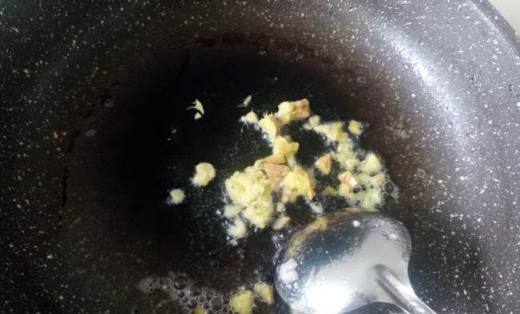 韭菜炒小河虾的做法教程,韭菜炒河虾正宗做法