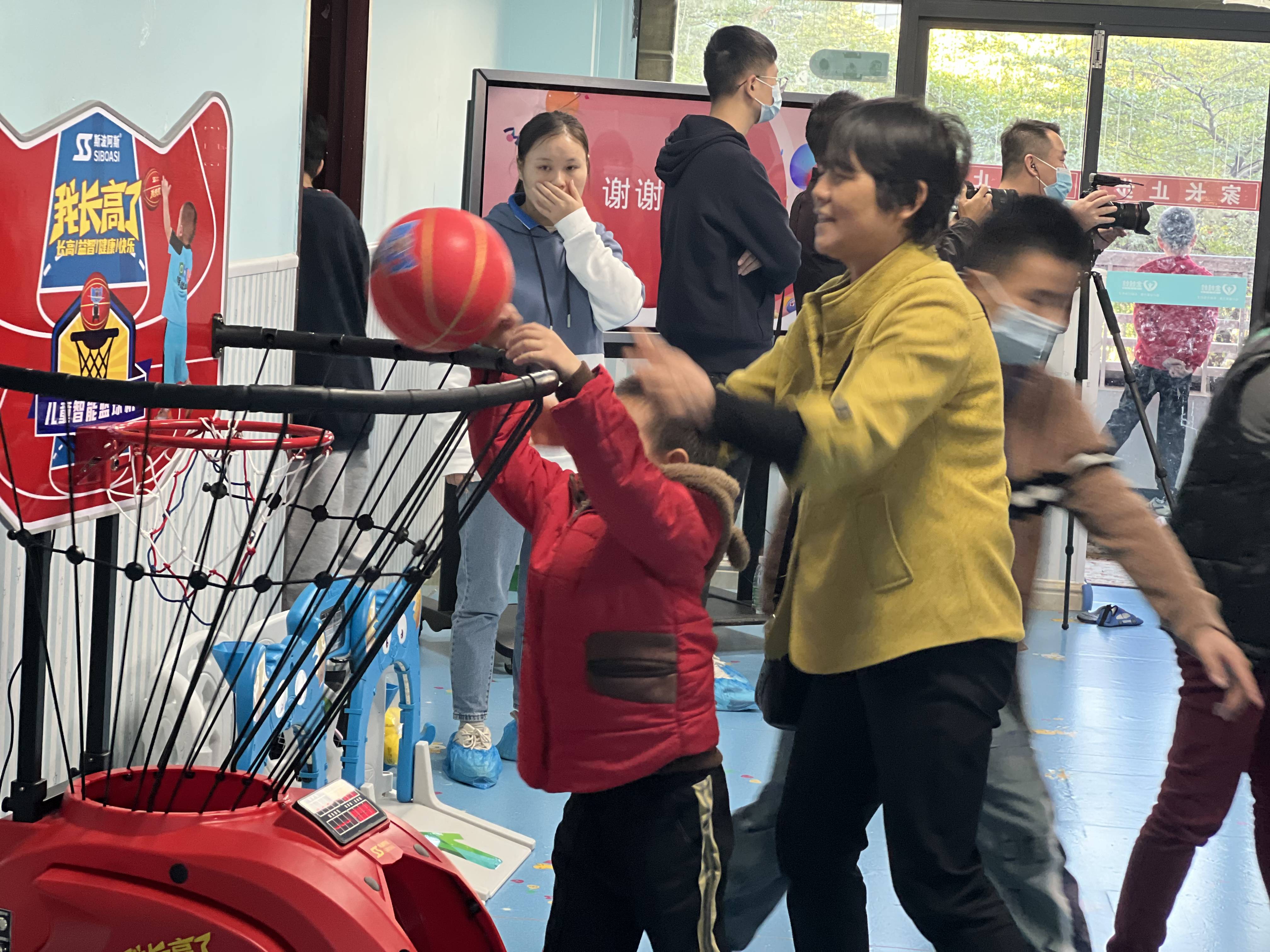 暖心公益，传递爱心｜“斯波阿斯中国娃娃三大球工程示范基地”