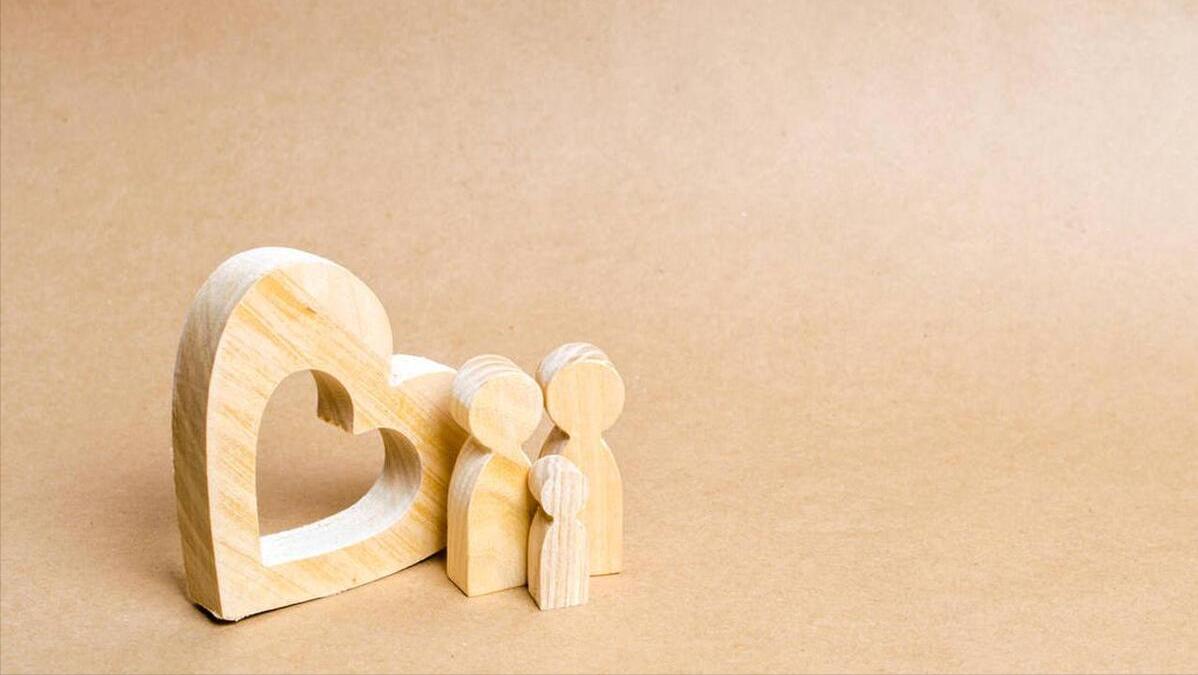 单亲家庭长大的孩子性格有问题,单亲家庭孩子两种人格