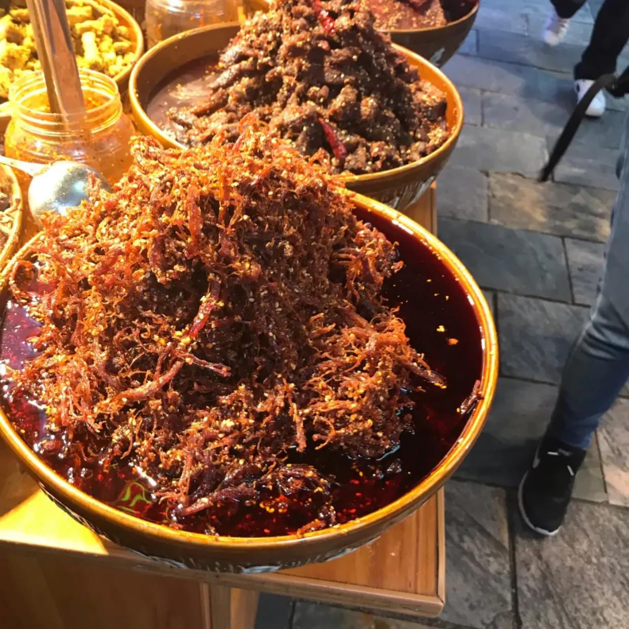 重庆本地人推荐的必吃小吃,重庆适合在景点卖的小吃