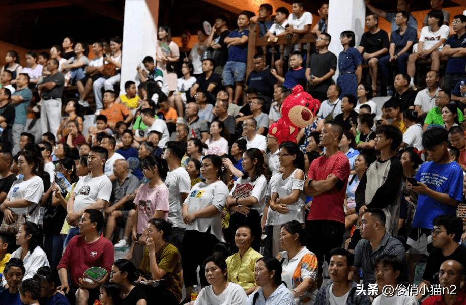 韩乔生解说村超名场面,足球搞笑解说韩乔生