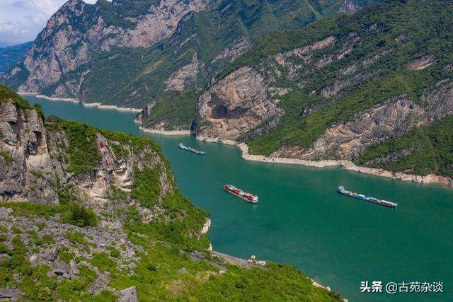 李白旅游诗句大全集,李白表示旅游的诗句有哪些