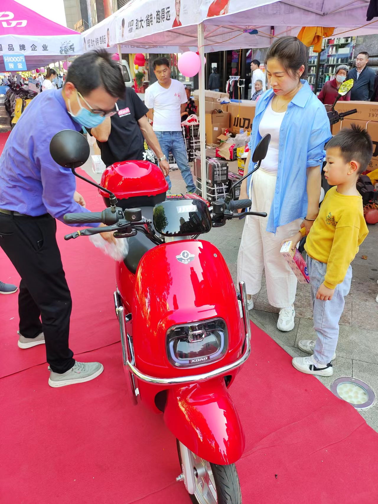 300公里续航电动车充满需要几度电,电动车48v20a一般充满电需要多久