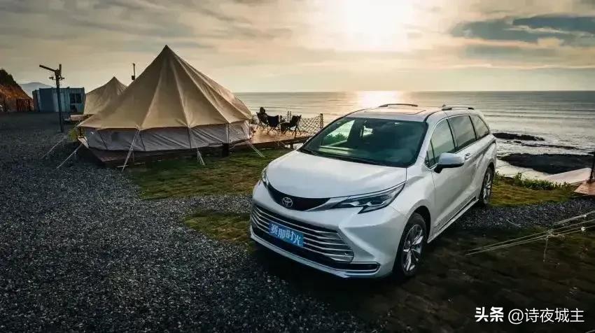 油电混动车和纯燃油车哪种好,燃油车油电混动车哪个好