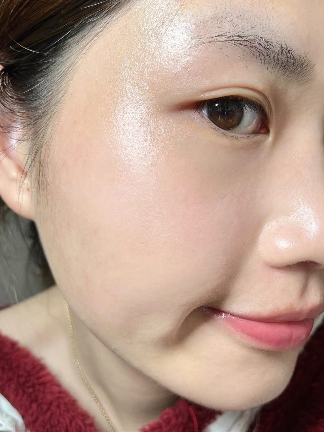 雅漾和颐莲喷雾哪个补水,雅漾补水喷雾和颐莲妆前用哪个