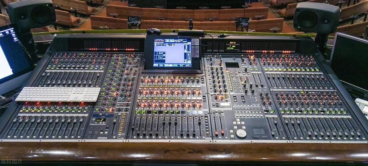 播音与主持艺术本科专业介绍,艺术生播音与主持艺术专业