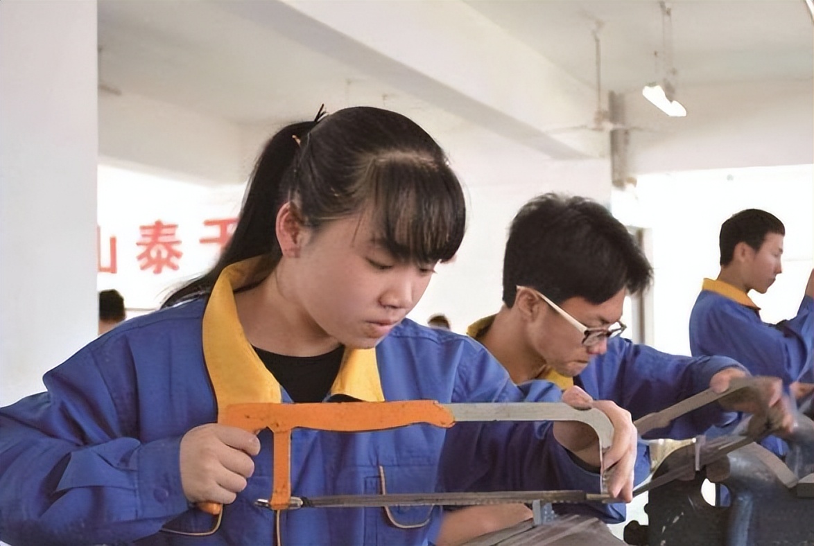 同样都是靠手艺吃饭，职高学生和高职学生的差距，不只是一星半点