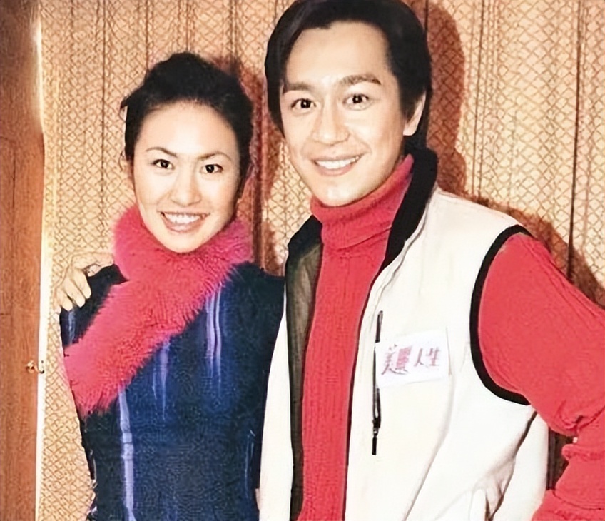 叶璇穿背心直播,叶璇直播穿背心