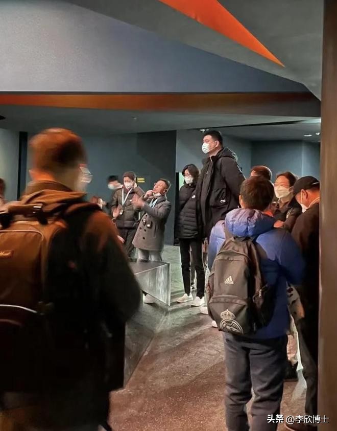 姚明叶莉女儿身高预测,姚明和他的女儿身高