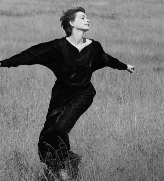 职场心机重城府深的女人,城府深的人的5大特征书单