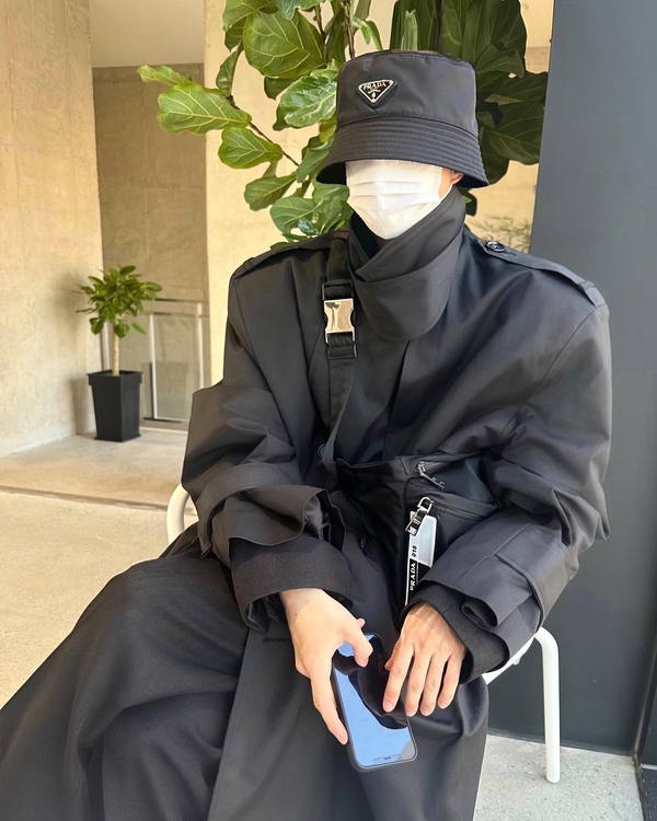 韩国穿搭ins大牌时尚博主,韩国穿搭ins时尚博主elborn