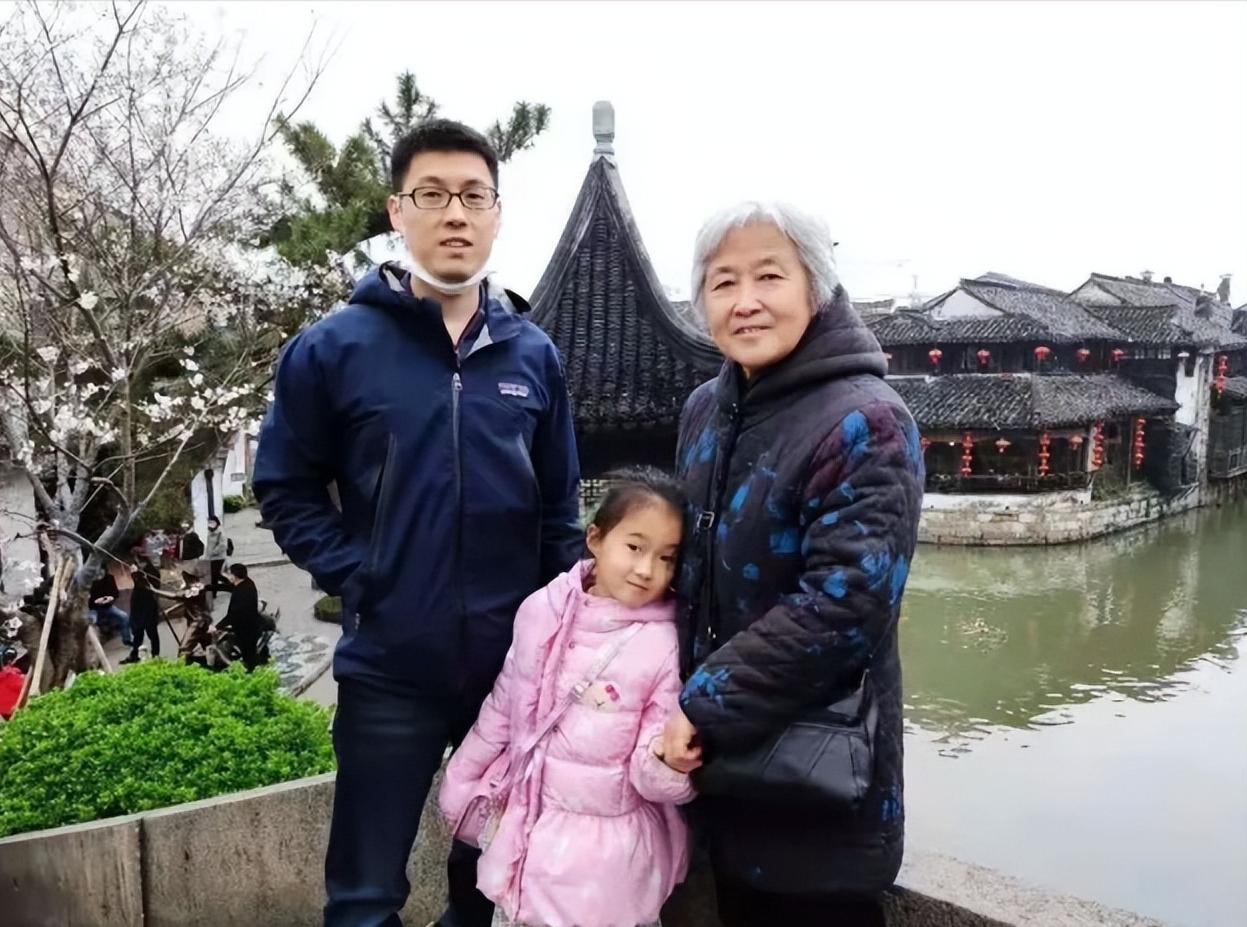 抗癌女博士为活命赴美治疗,35岁女博士赴美治癌死了