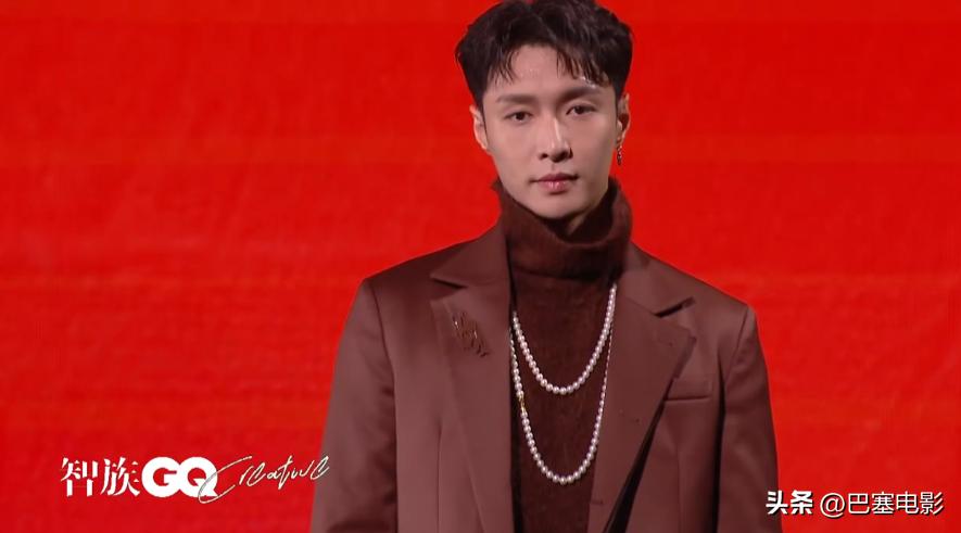 杨颖李沁look,杨幂baby李沁同时驾驭紫色