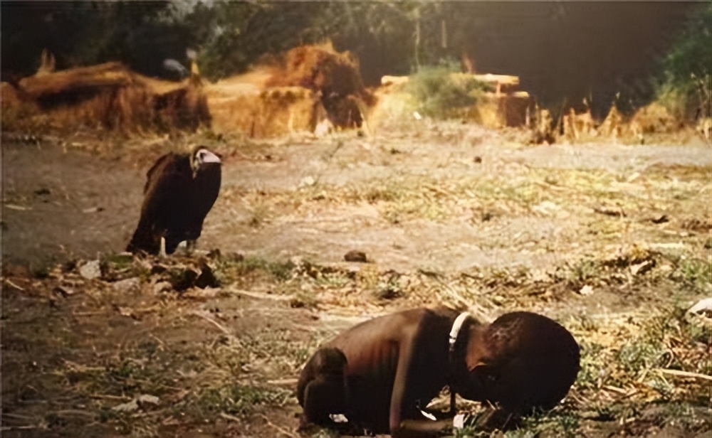 2013年，非洲2岁“巫童”遭父母遗弃，饿得皮包骨，如今还活着吗