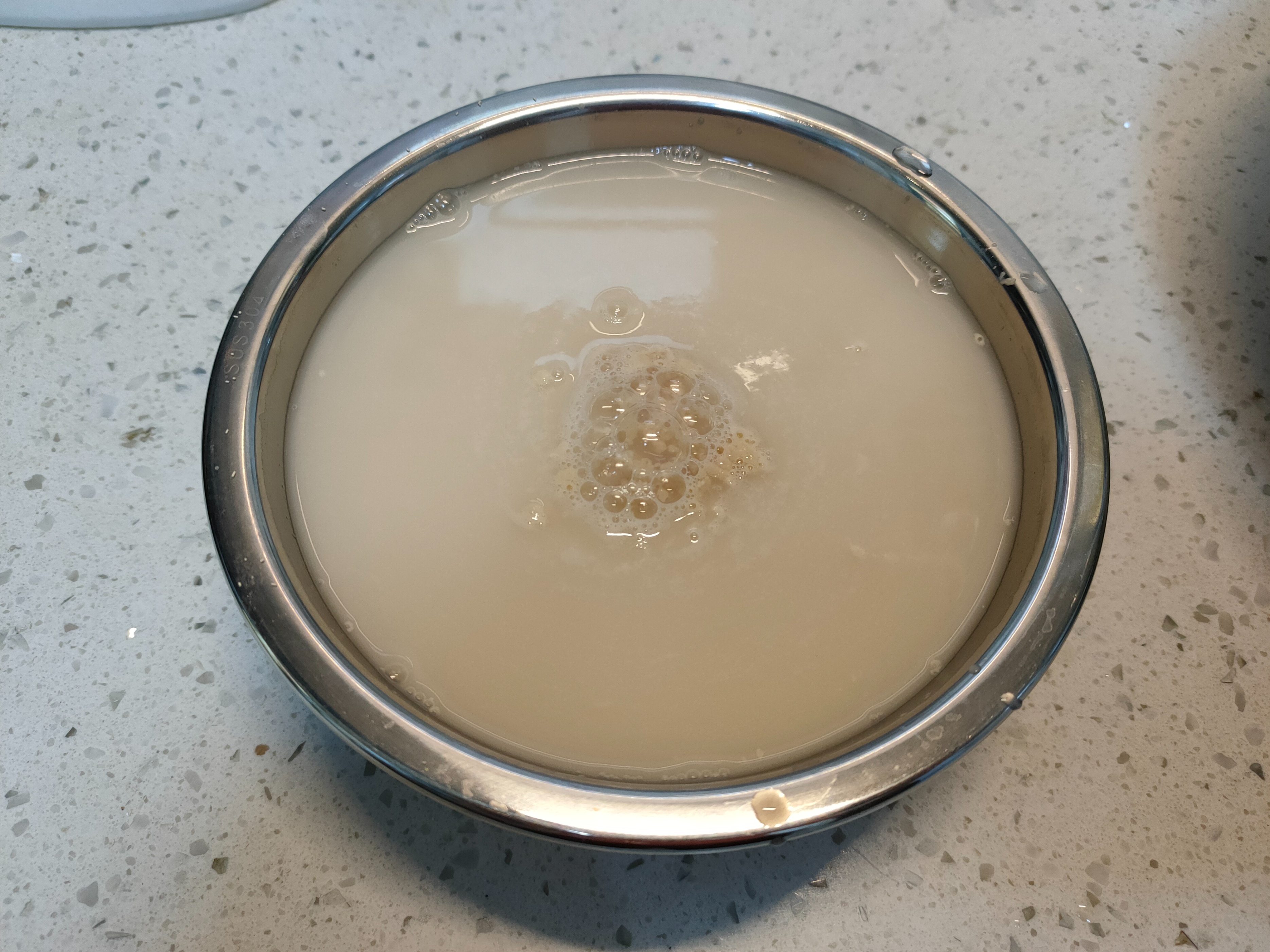 蒸馒头的酵母有危害吗,蒸馒头酵母粉放多了有什么危害