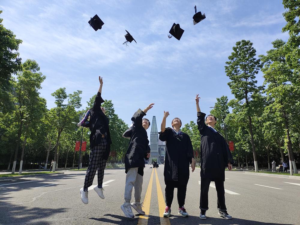 高校寝室风采展,大学生班级风采展示视频30秒