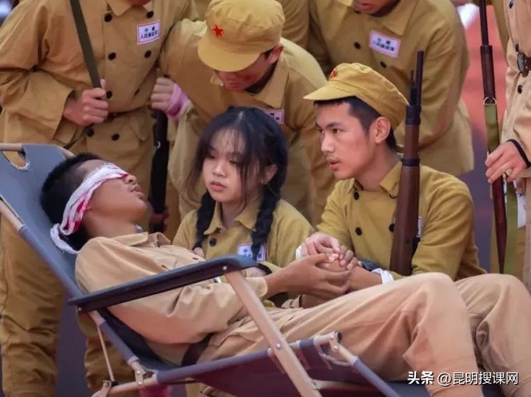 多彩生活缤纷寒假,多彩生活文化活动校园