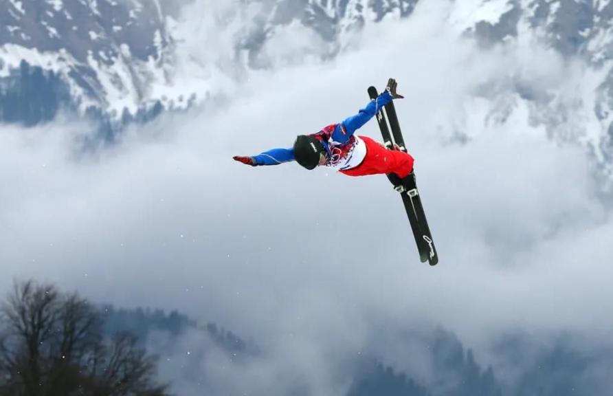 第7金！“世界难度第一人”齐广璞：从蹦床到滑雪，“齐老爷”圆梦了