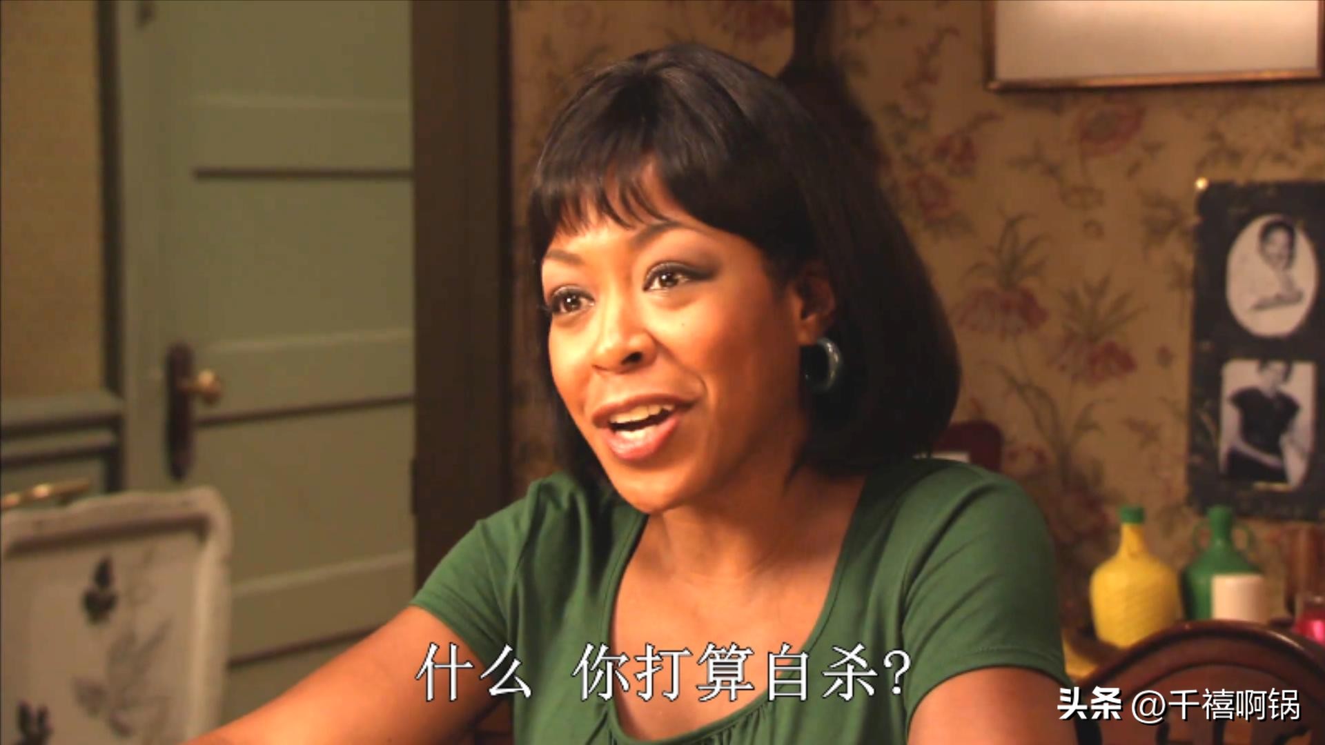 走在街上遇见强盗该怎么办?网友:当然是凉拌啊!