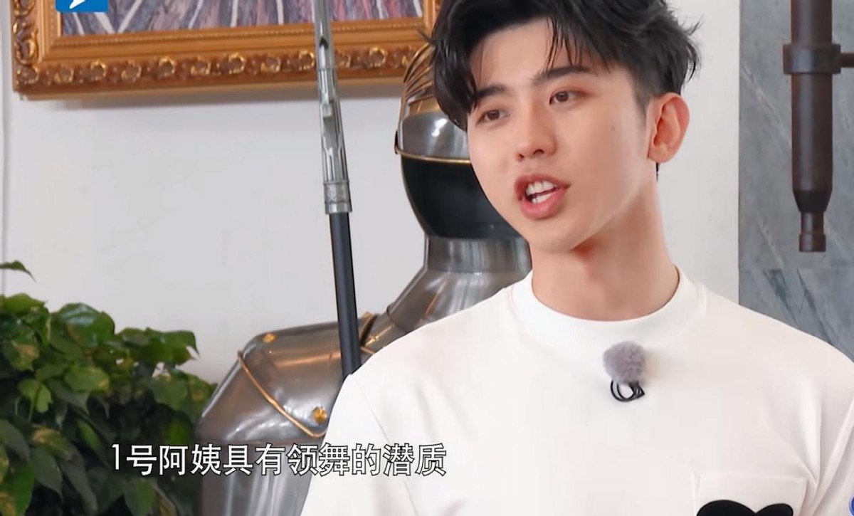 奔跑吧第7季首播撕名牌,奔跑吧第七季首播撕名牌