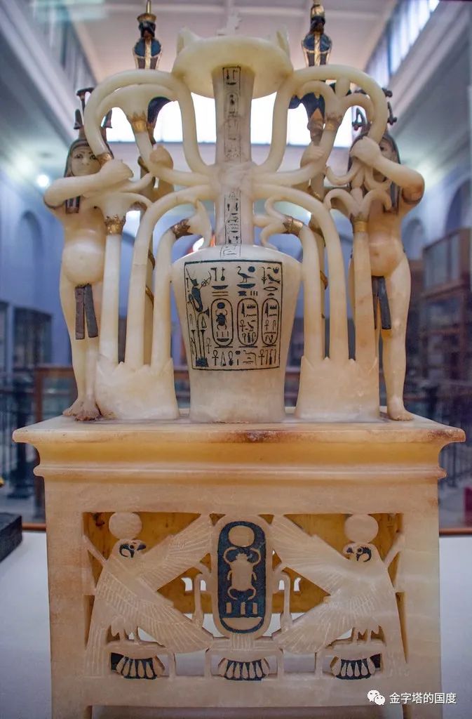 图坦卡蒙100年：埋在黄金堆里的神秘小皇帝