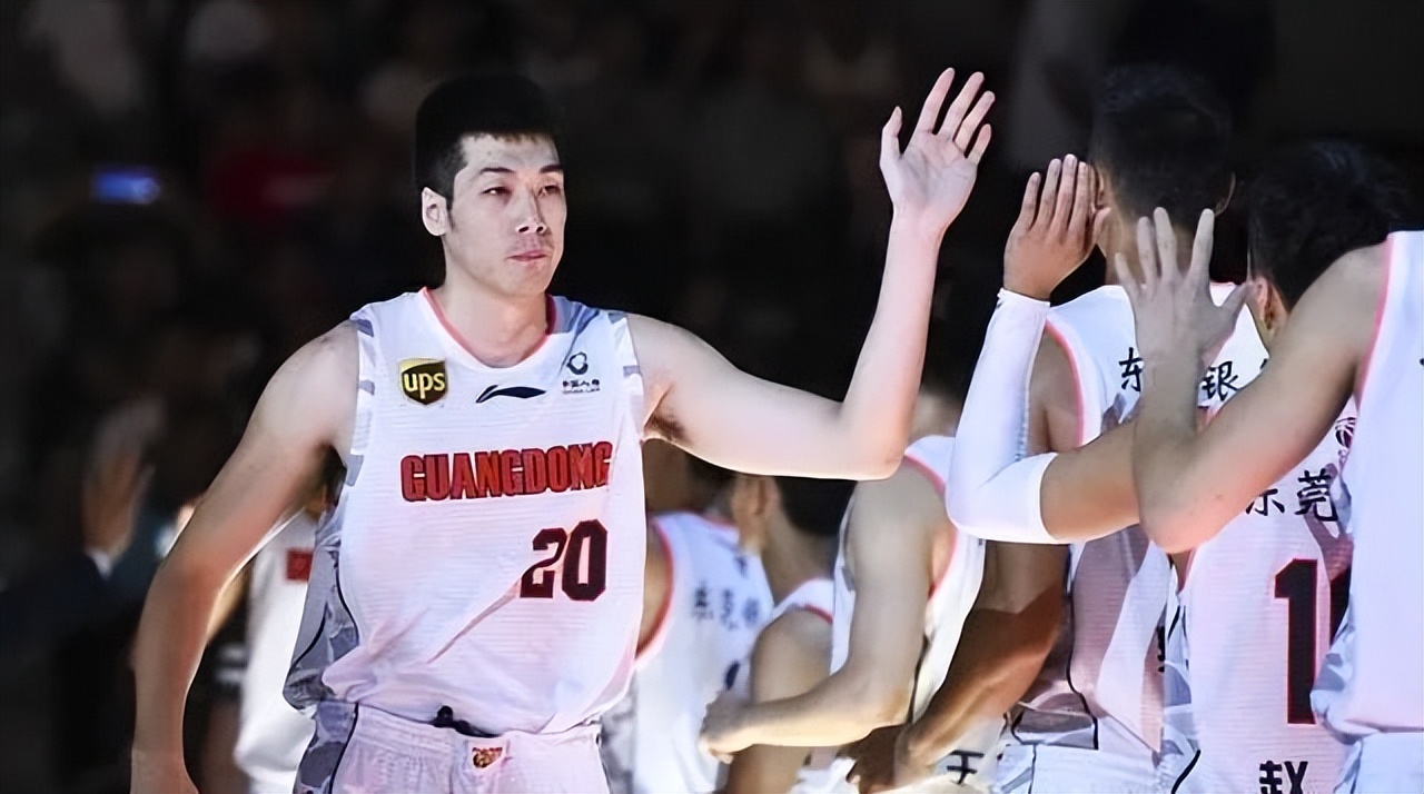 广东男篮12年来首次止步半决赛,广东终结广厦集锦