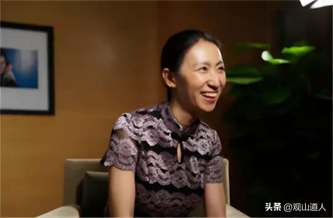 清华才女李一诺：18岁保送清华，四年生3个娃，替世界首富花钱