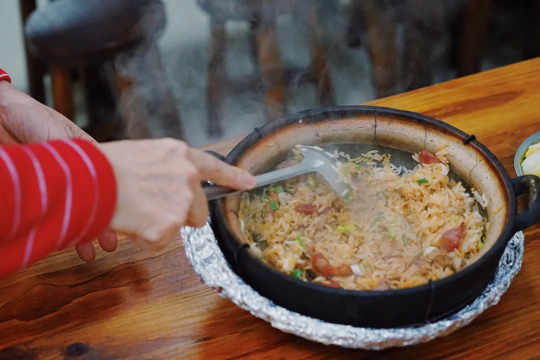 奇了怪了，究竟是什么宝地让广州老饕们也净爱往这钻？