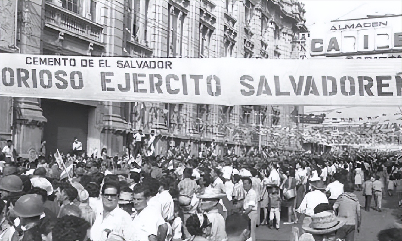 世界杯足球十大暴力冲突,足球世界杯史上最惨烈的比赛