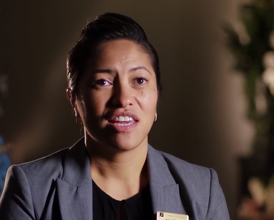 殡仪馆工作人员的日常看完,讲述殡仪馆工作