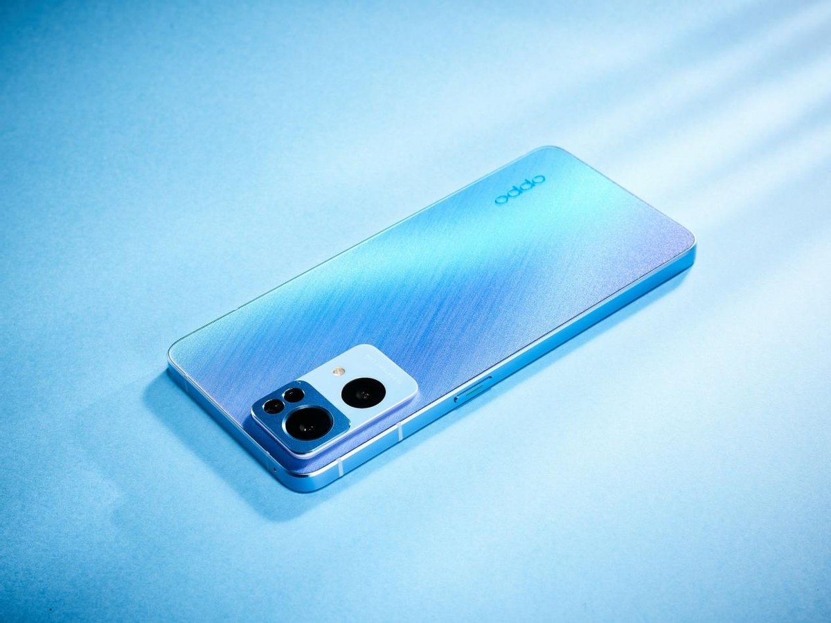 OPPOReno8改用天玑8000，有50倍高变焦，12+512G下放3899元