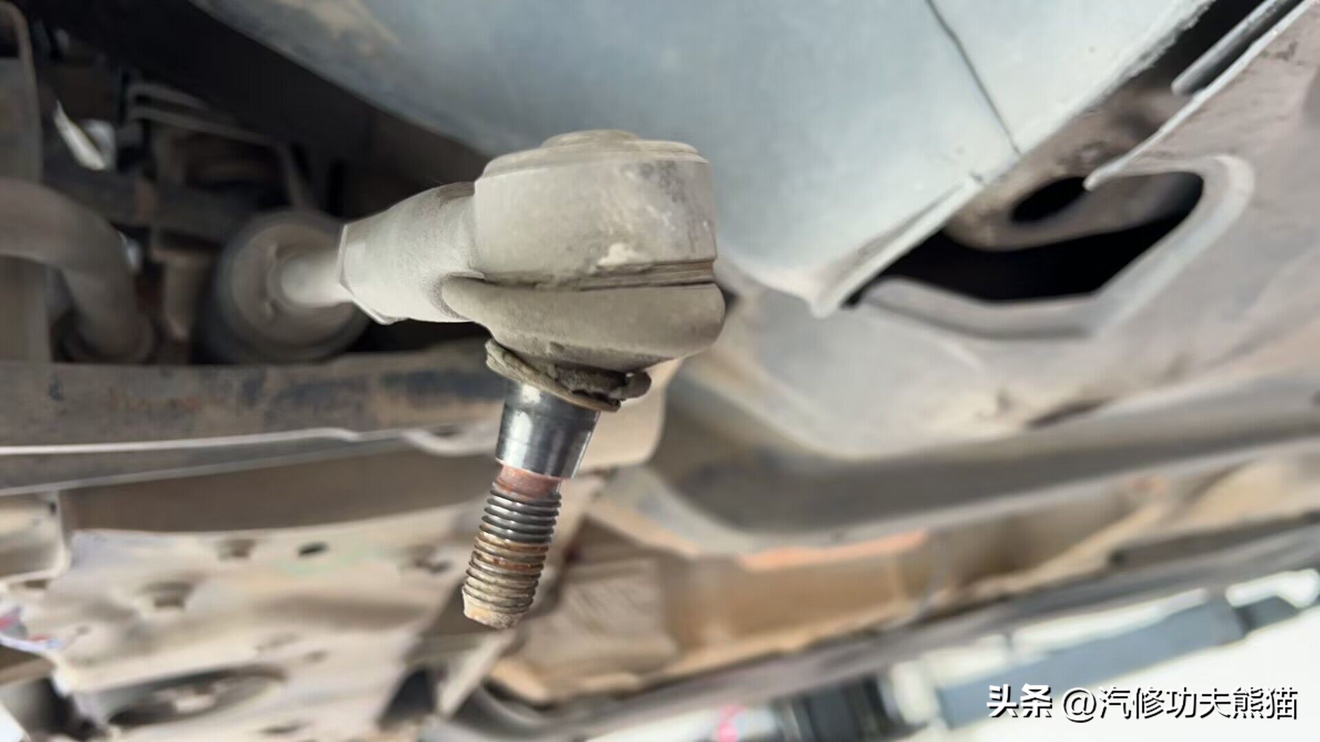 武汉小轿车烧机油处理办法,老款斯柯达烧机油解决方案