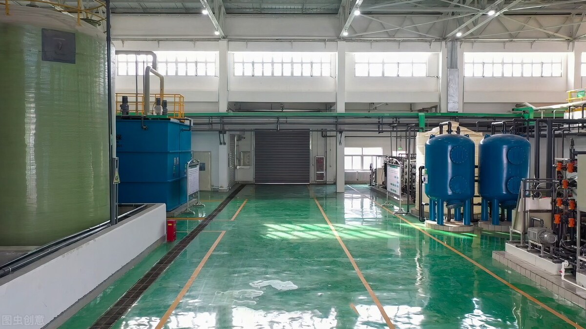 我，在深圳的电子厂工作10年，晒出工资，透露工厂招不到人的实情