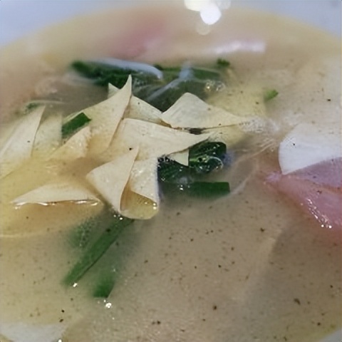 昆明美食推荐南屏街米线,云南米线美食攻略