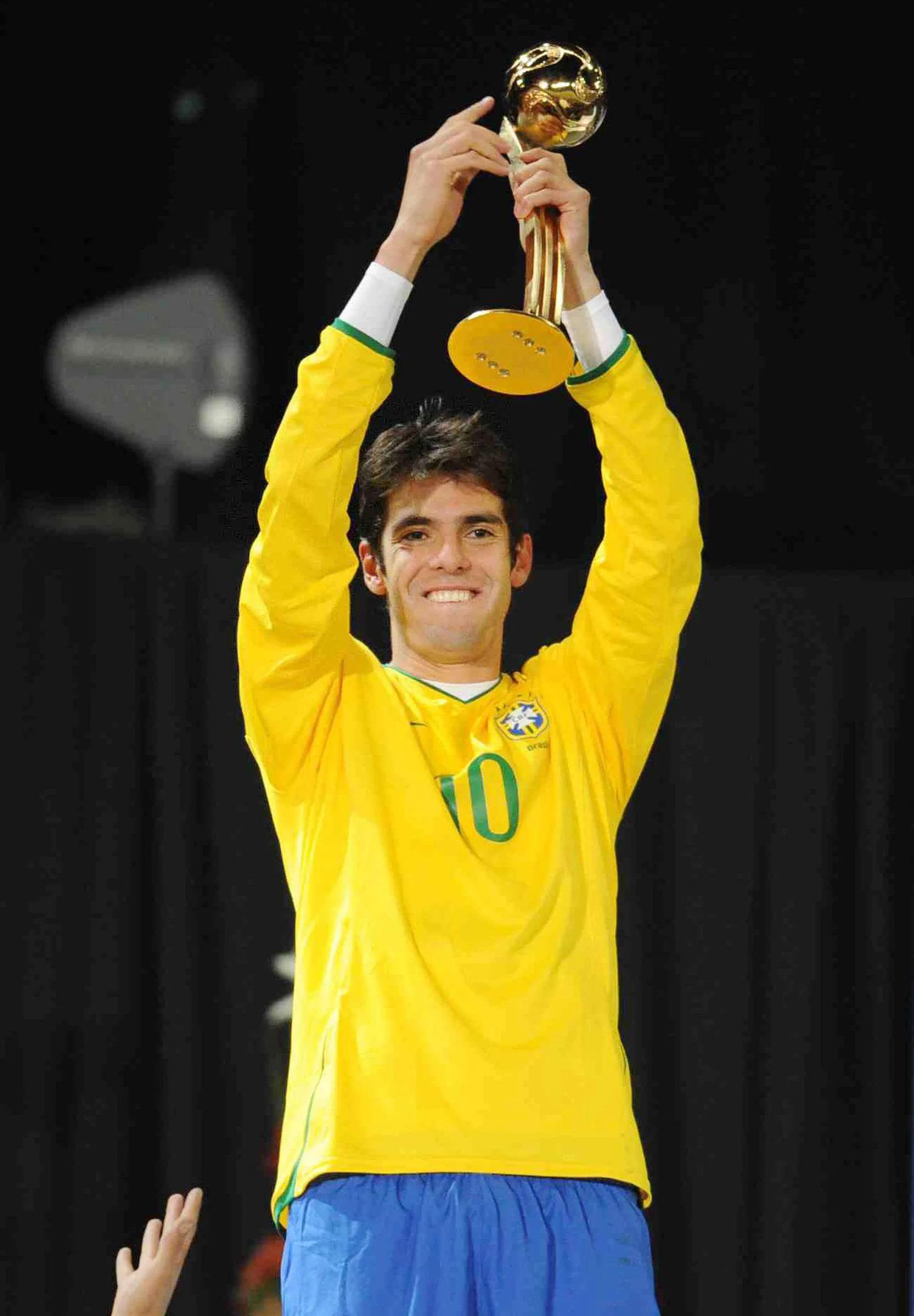 上帝之子卡卡和梅西,卡卡上帝之子圣西罗