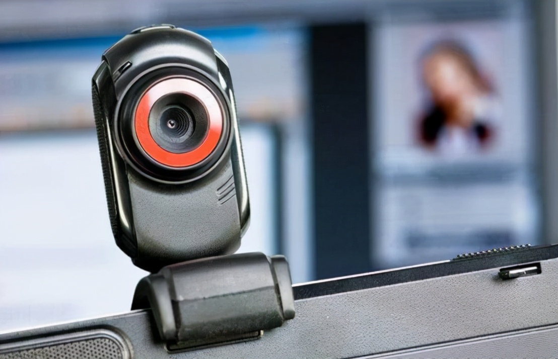 浙江女子家中摄像头被遥控,被陌生人看个精光,怎么做的?