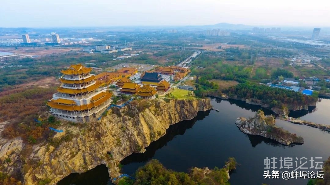 重阳节登高赏秋祈福视频,重阳节赏秋登高感恩敬老