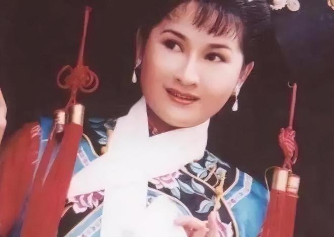 盘点娱乐圈情史混乱的五位女星,口碑极差的六位娱乐圈女星