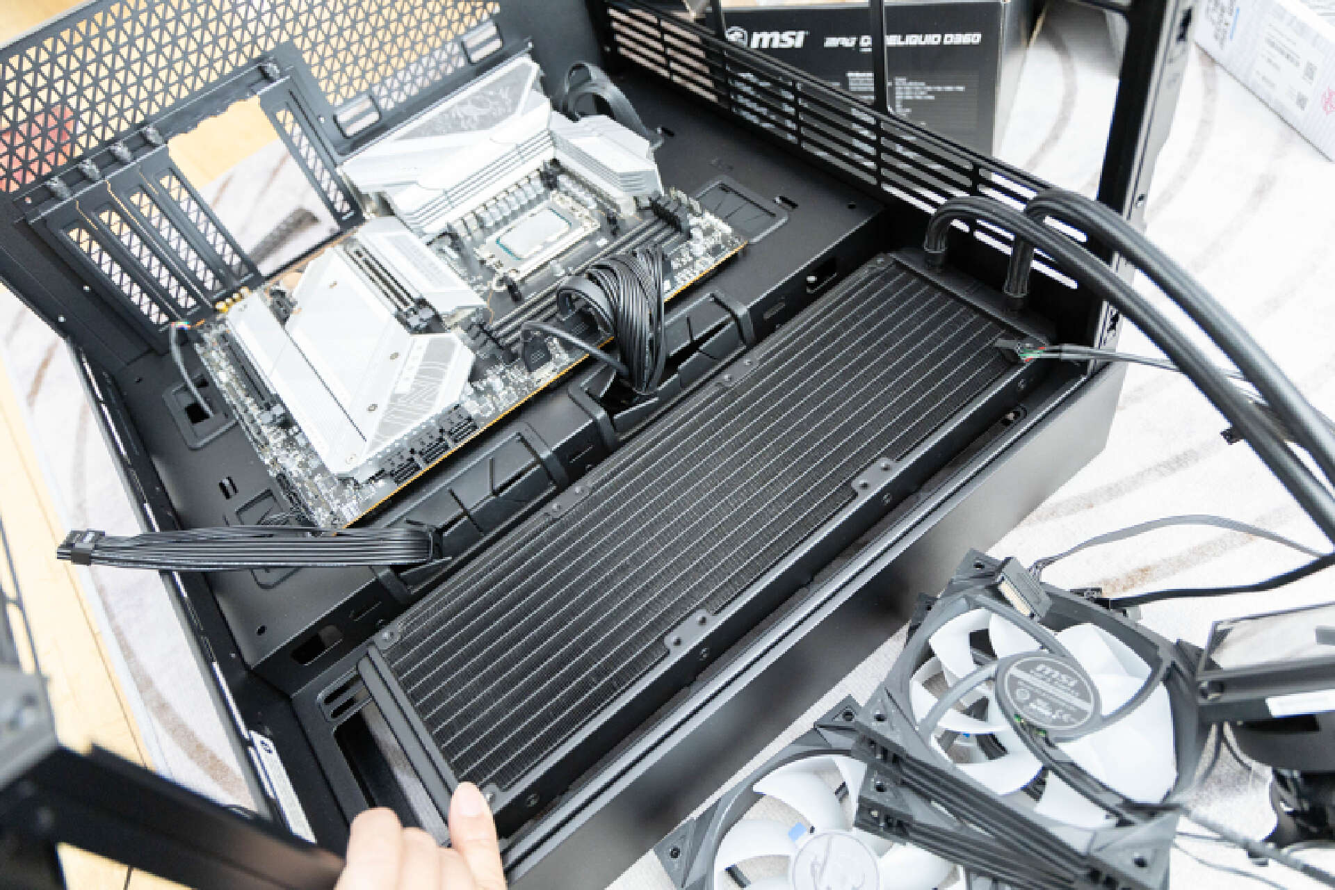 全塔海景房机箱,安钛克机箱c8海景房